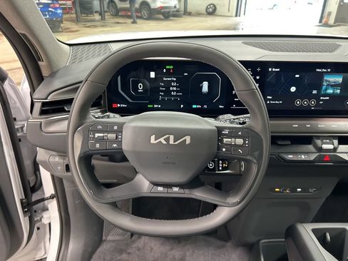 New 2026 Kia EV9 Wind image 14