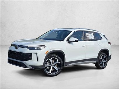 New 2025 Volkswagen Tiguan SE