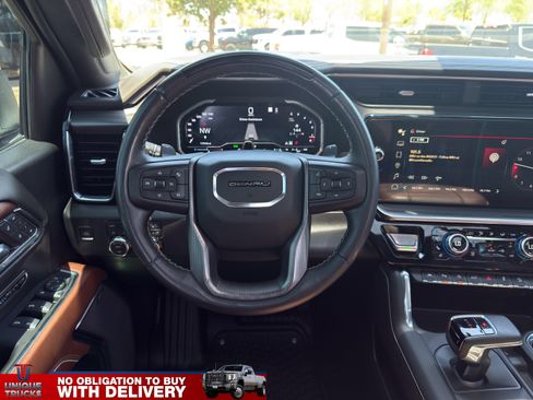 Used 2023 GMC Sierra 1500 Denali Ultimate AWD/4WD image 42