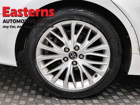 Used 2019 Toyota Camry XLE w/ Carpet Mat Package FWD image 31