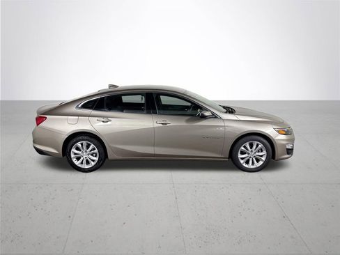 Used 2024 Chevrolet Malibu LT FWD image 5