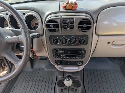 Used 2004 Chrysler PT Cruiser Limited image 25