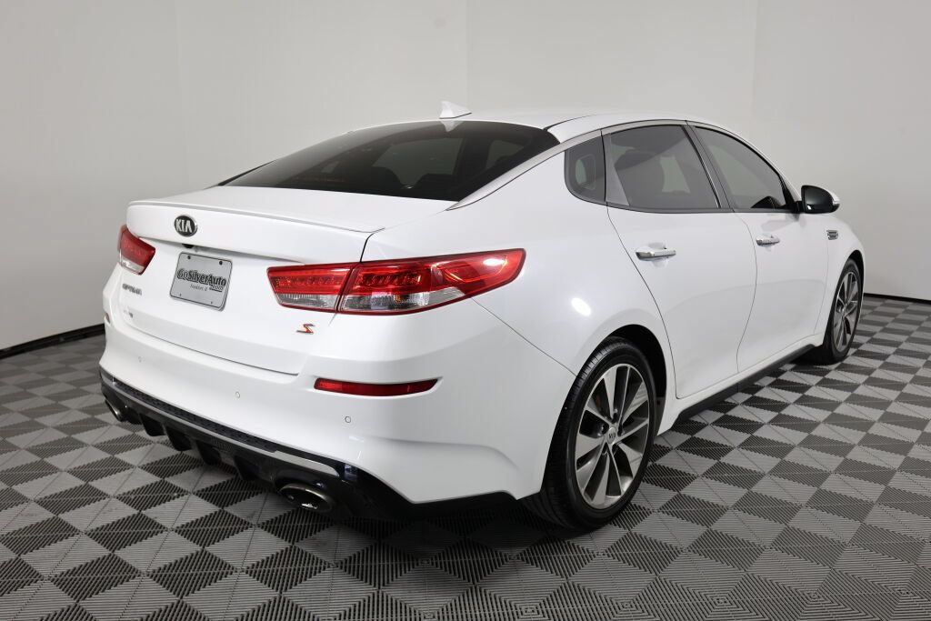 Used 2019 Kia Optima S FWD image 2