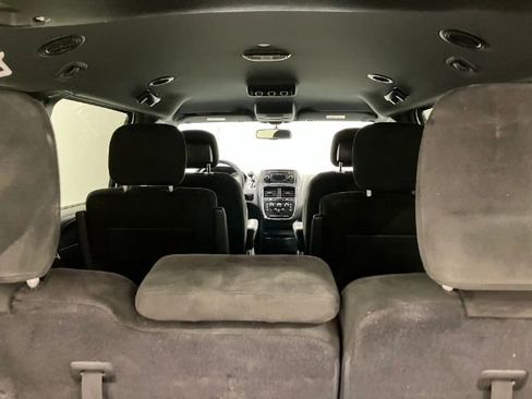 Used 2016 Dodge Grand Caravan SE FWD image 35