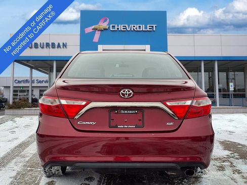 Used 2015 Toyota Camry image 5