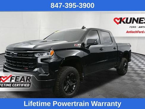 Used 2024 Chevrolet Silverado 1500 LT Trail Boss w/ Convenience Package II AWD/4WD image 6