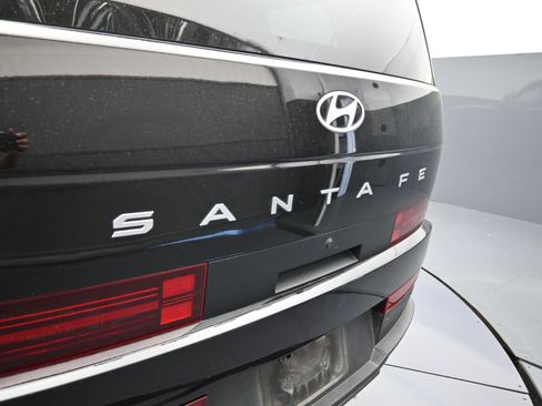 Used 2025 Hyundai Santa Fe SE image 12