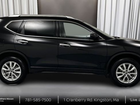 Used 2020 Nissan Rogue SV AWD/4WD image 4