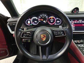 Used 2023 Porsche Panamera 4 Platinum Edition AWD/4WD image 14