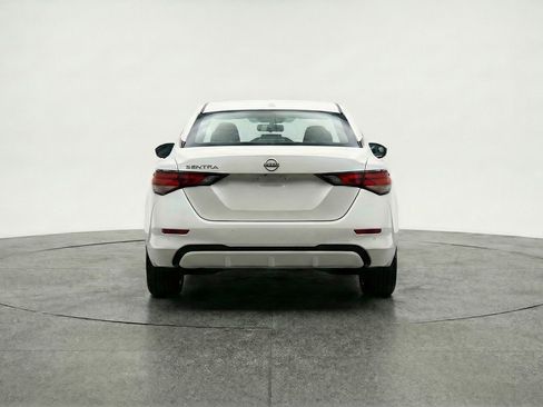 Used 2025 Nissan Sentra SV image 7