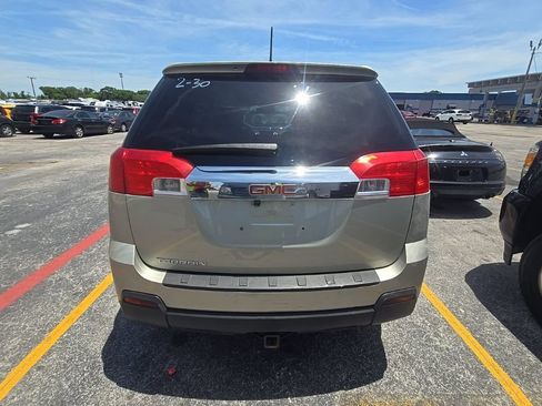 Used 2014 GMC Terrain SLE FWD image 4