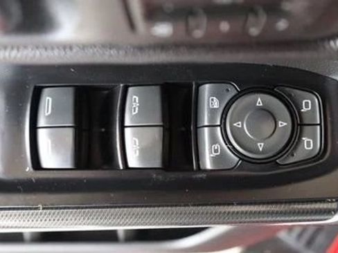 Used 2019 GMC Sierra 1500 AT4 w/ AT4 Preferred Package AWD/4WD image 14