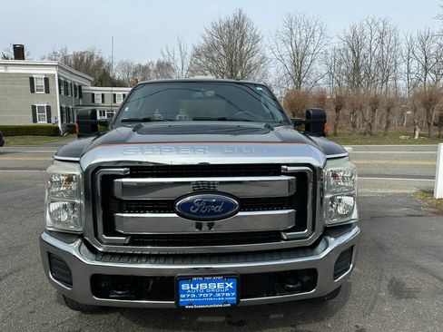 Used 2015 Ford F250 XLT AWD/4WD image 2
