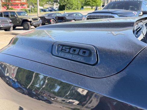 Used 2019 RAM 1500 Big Horn AWD/4WD image 10