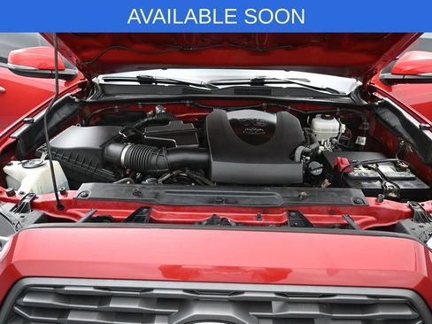 Used 2020 Toyota Tacoma TRD Off-Road image 33