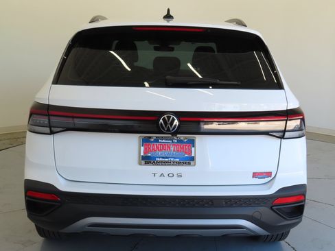 Used 2026 Volkswagen Taos S FWD image 4