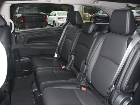 New 2026 Honda Odyssey EX-L image 8