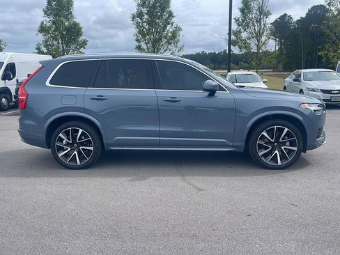 Used 2022 Volvo XC90 T6 Momentum w/ Advanced Package AWD/4WD image 8