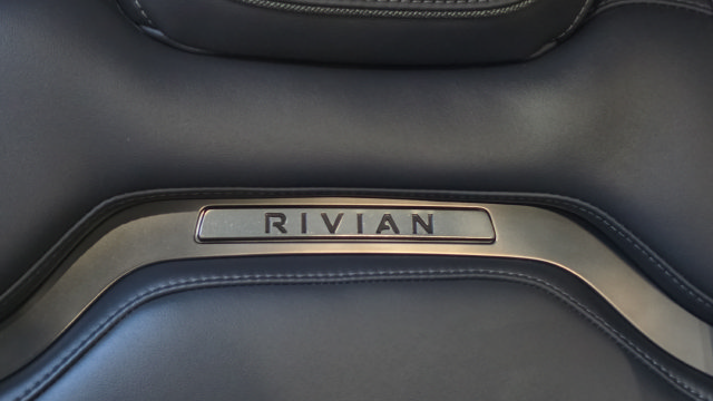 Used 2023 Rivian R1T Adventure Quad AWD/4WD image 15