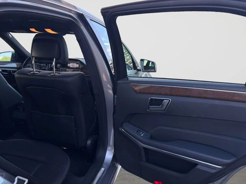 Used 2015 Mercedes-Benz E 350 4MATIC Sedan w/ Premium 1 Package image 17