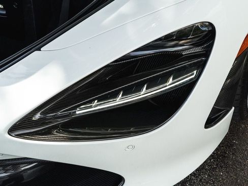 Used 2018 McLaren 720S Performance RWD image 29