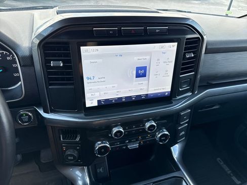 Certified 2022 Ford F150 XLT w/ Equipment Group 302A High image 20