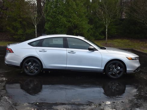 New 2026 Honda Accord Sport image 9