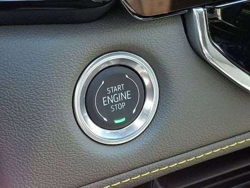 New 2026 Chevrolet Colorado ZR2 w/ Technology Package image 16