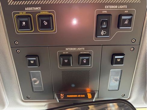 Used 2025 INEOS Grenadier AWD/4WD image 29