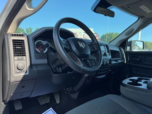 Used 2018 RAM 1500 ST w/ SXT Appearance Group AWD/4WD image 14
