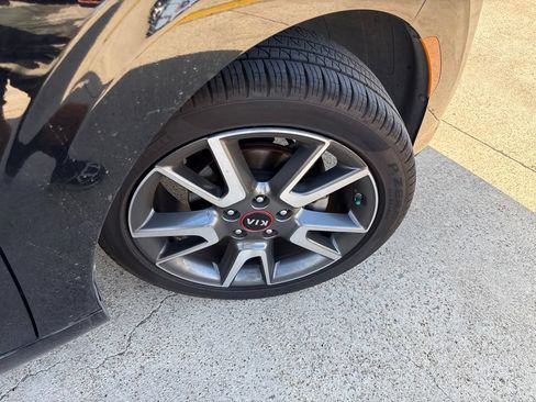 Used 2021 Kia Soul GT-Line FWD image 16