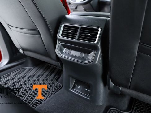 Used 2025 Volkswagen Atlas Cross Sport SEL R-Line image 78