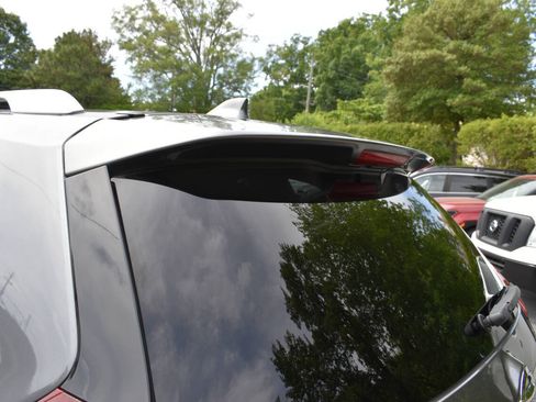 Used 2019 Nissan Rogue SV AWD/4WD image 31