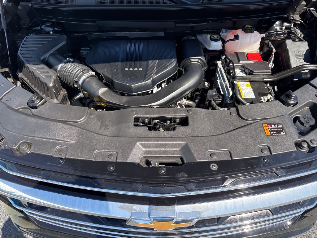 Used 2025 Chevrolet Traverse High Country FWD image 25