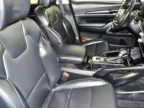 Used 2023 Kia Telluride S w/ S Sunroof Package AWD/4WD image 41