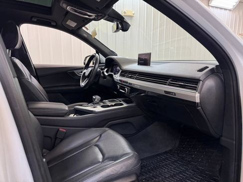 Used 2018 Audi Q7 2.0T Premium Plus AWD/4WD image 35