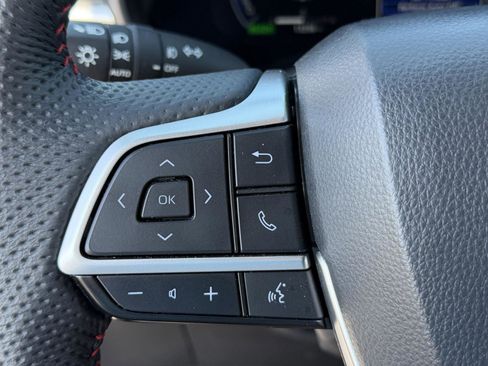 Used 2025 Toyota Sienna XSE w/ XSE Plus Package image 16