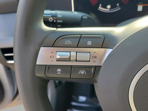 Used 2025 Hyundai Sonata SE image 19