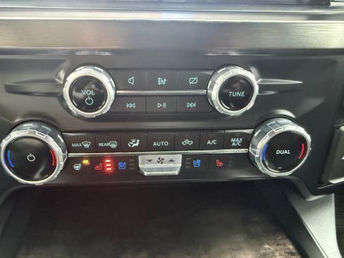 Used 2023 Ford F350 Lariat w/ Chrome Package AWD/4WD image 18