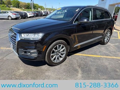 Used 2017 Audi Q7 3.0T Prestige AWD/4WD image 3