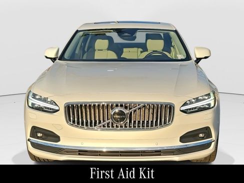 Used 2023 Volvo S90 B6 Ultimate w/ Protection Package Premier image 2