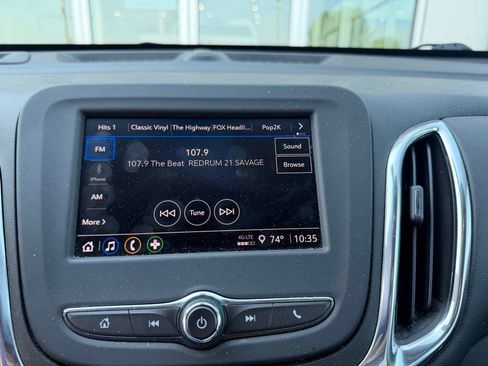 Used 2023 Chevrolet Equinox LT FWD image 11