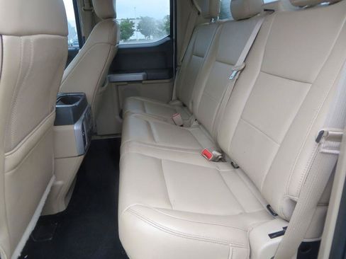 Used 2019 Ford F250 Lariat w/ Chrome Package AWD/4WD image 28