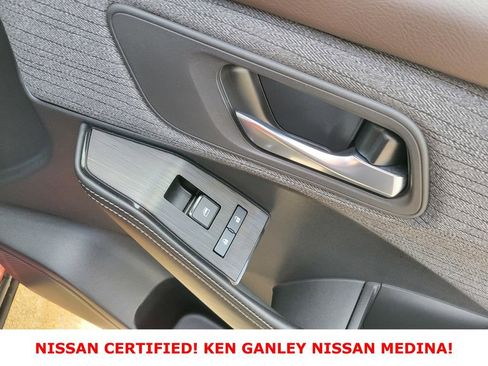 Certified 2023 Nissan Rogue SV image 50