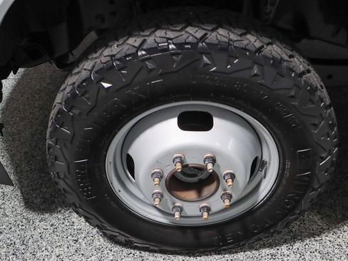 Used 2022 Ford F350 XLT image 12