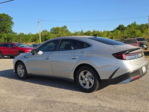 New 2026 Hyundai Sonata SE FWD image 5