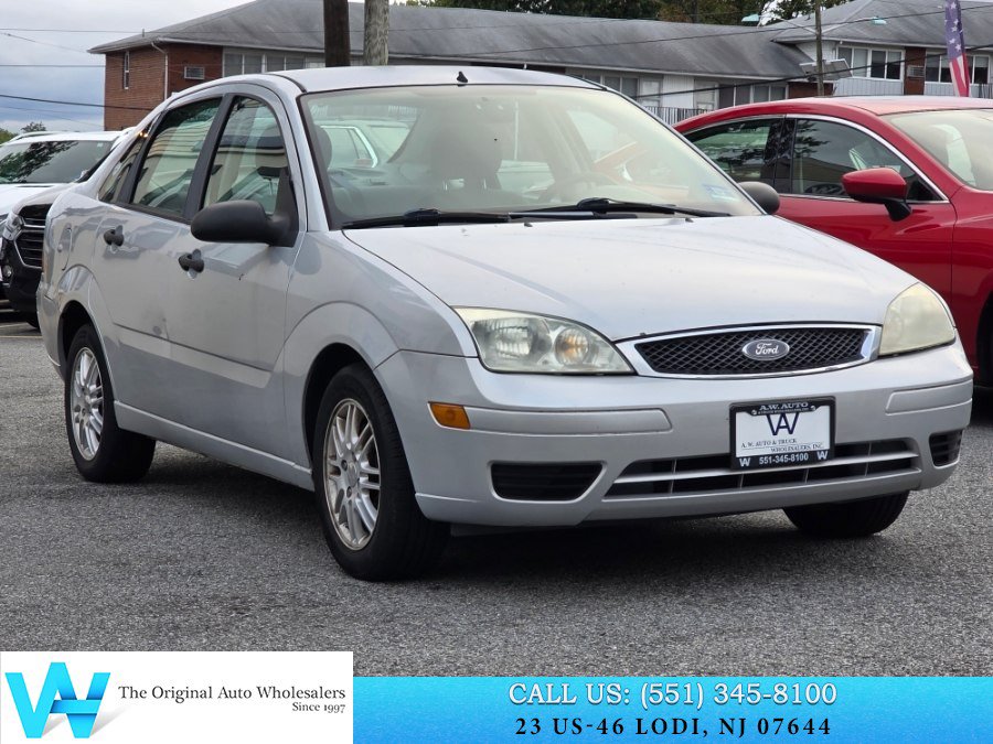 Used 2005 Ford Focus S FWD image 1