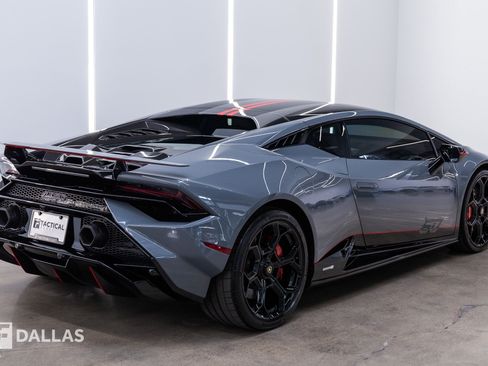 Used 2023 Lamborghini Huracan Tecnica RWD image 14