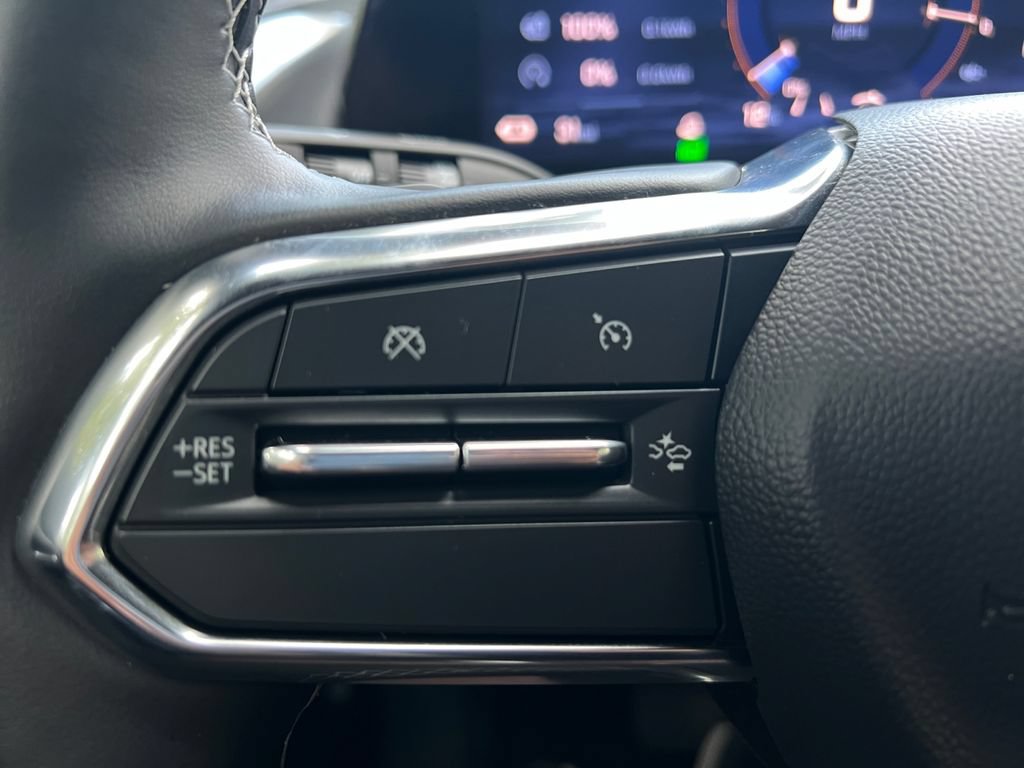 Used 2025 Chevrolet Equinox EV LT w/ Comfort Package AWD/4WD image 24
