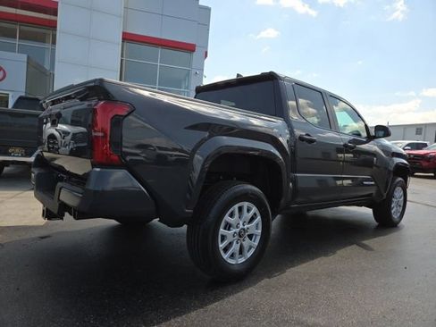 Used 2026 Toyota Tacoma SR5 AWD/4WD image 8